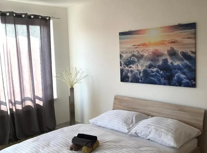 Ah Radnica Free Parking Apartamento